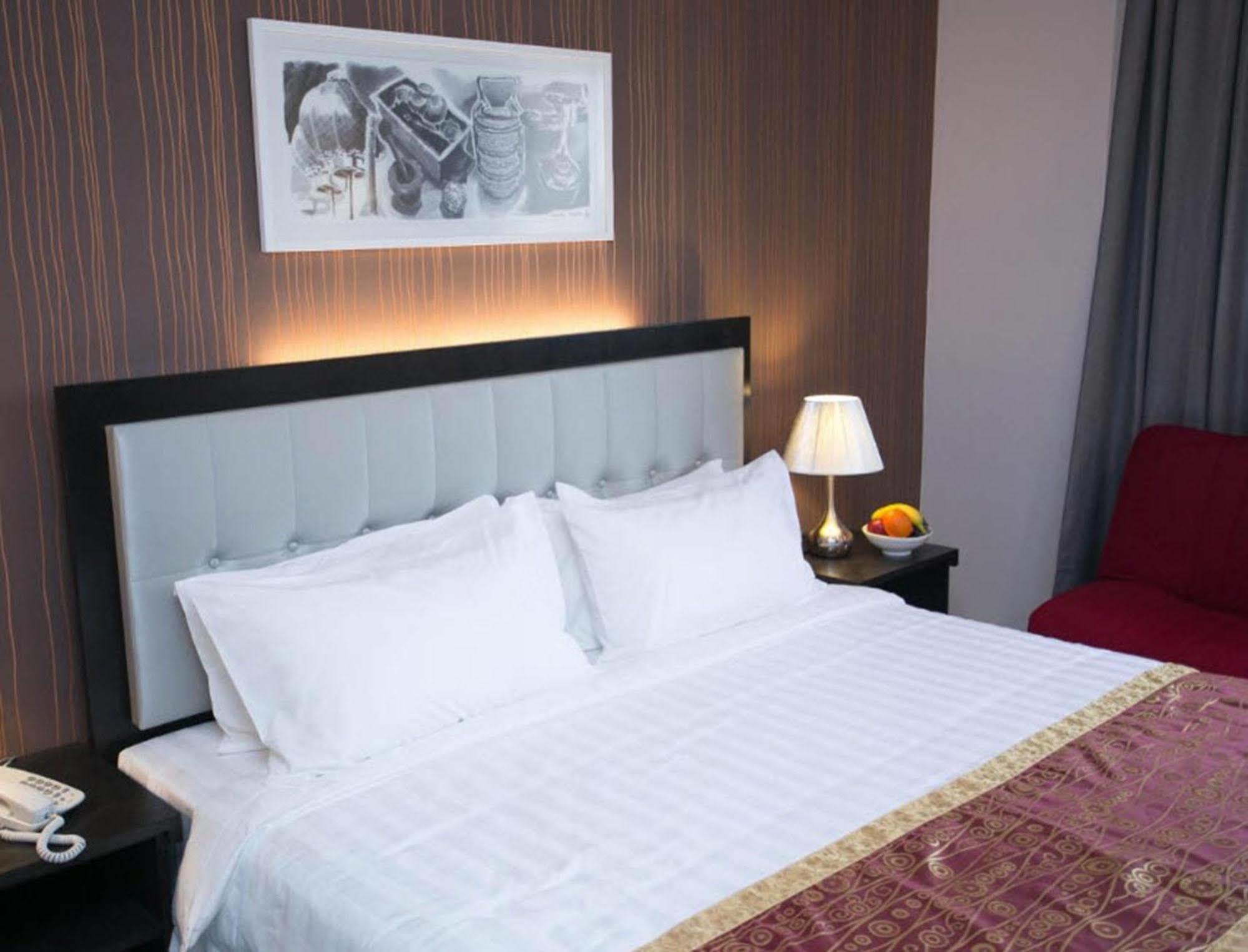 The Grand Campbell Hotel Kuala Lumpur Bagian luar foto